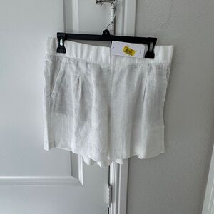 NWT Lilly Pulitzer linen short size medium